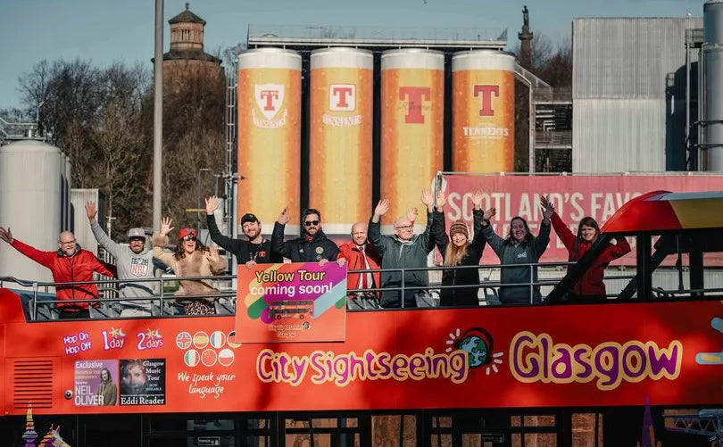 SIGHTSEEING BUS STOPS AT THE BARRAS